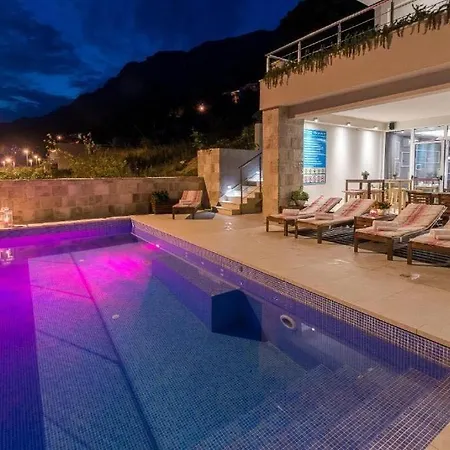 Apartment Seaview Private Terrace C0ndo With Starlink Wifi Mimice
